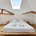 Maison De Maitre - Domaine Terra Rosa *