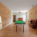 Maison De Maitre - Domaine Terra Rosa