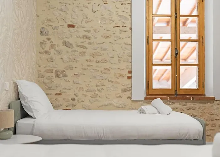 Maison De Maitre - Domaine Terra Rosa