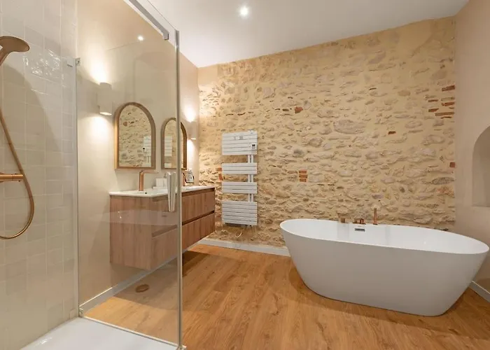 Maison De Maitre - Domaine Terra Rosa